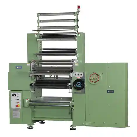 花邊與帶類自動鉤編機